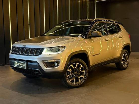 JEEP COMPASS 2.0 16V DIESEL TRAILHAWK 4X4 AUTOMÁTICO JEEP COMPASS 2.0 16V DIESEL TRAILHAWK 4X4 AUTOMÁTICO